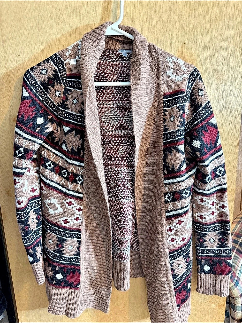 Charlotte Russe Geometric Knit Cardigan in Brown & Red Size Medium